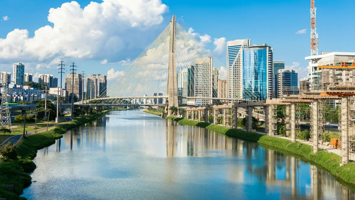 Acompanhantes em São Paulo: panorama do maior mercado do país