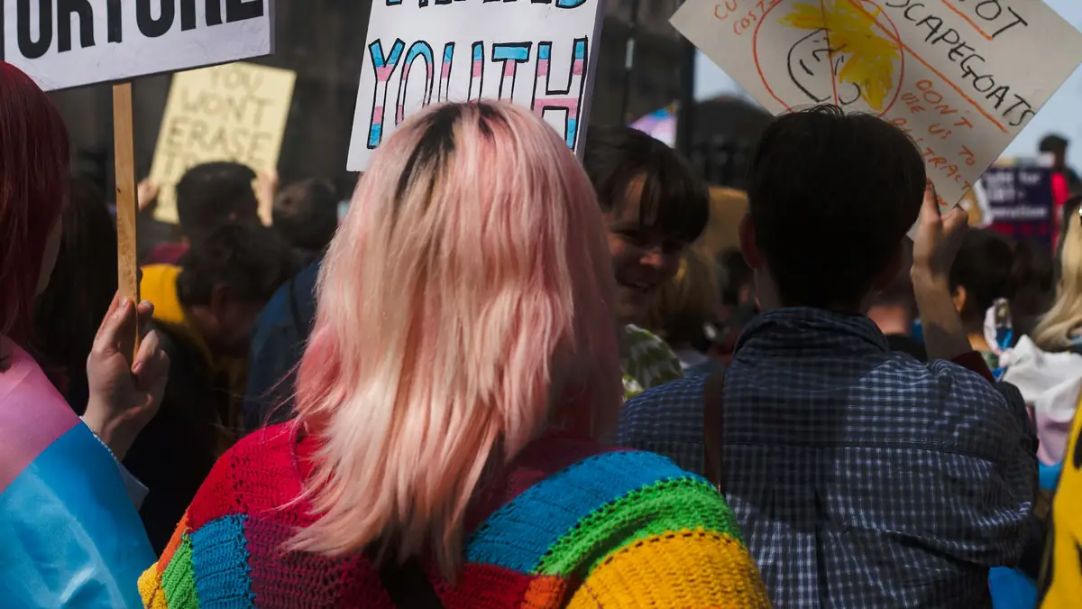 Segurança específica para acompanhantes trans